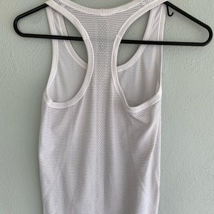 Lululemon Women’s Swiftly Tank Top (Racerback)